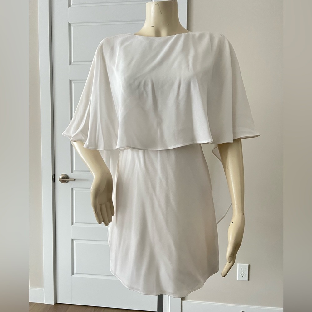 NWT BCBGMAXAZRIA “Jamey” White Open-Back Cape Dress 🤍 - Picture 6 of 12